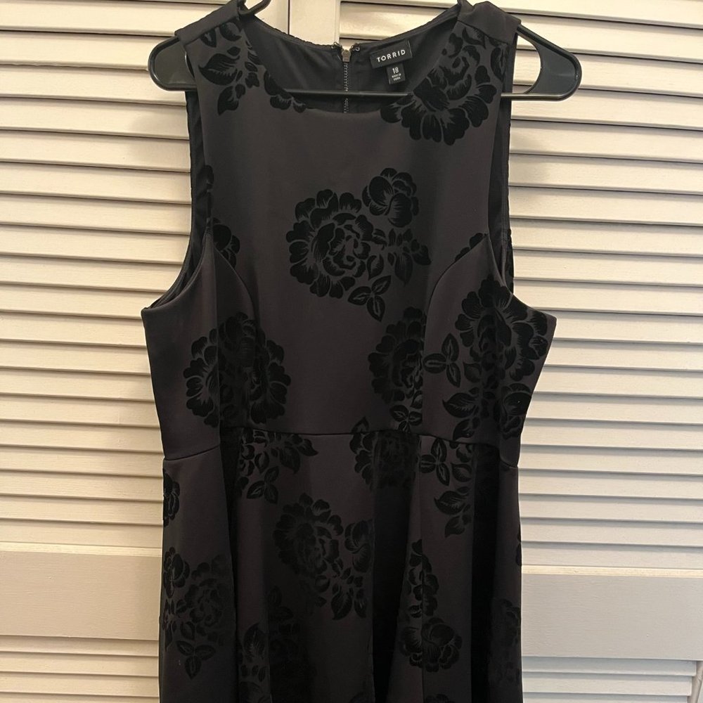 Black Flocked Sleeveless Dress